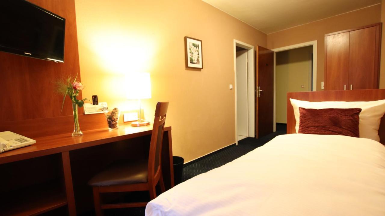 Stadt-gut-hotel Wahlster Hotel 3*
