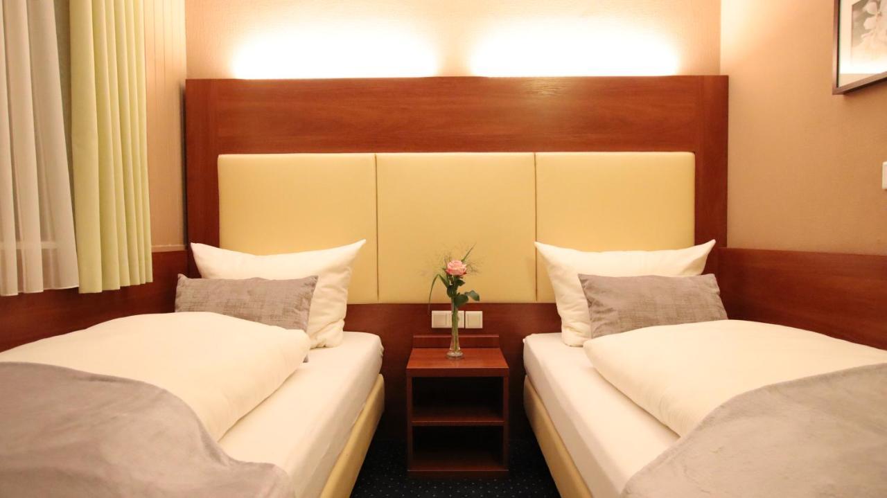 Stadt-gut-hotel Wahlster 3* Saarbruecken